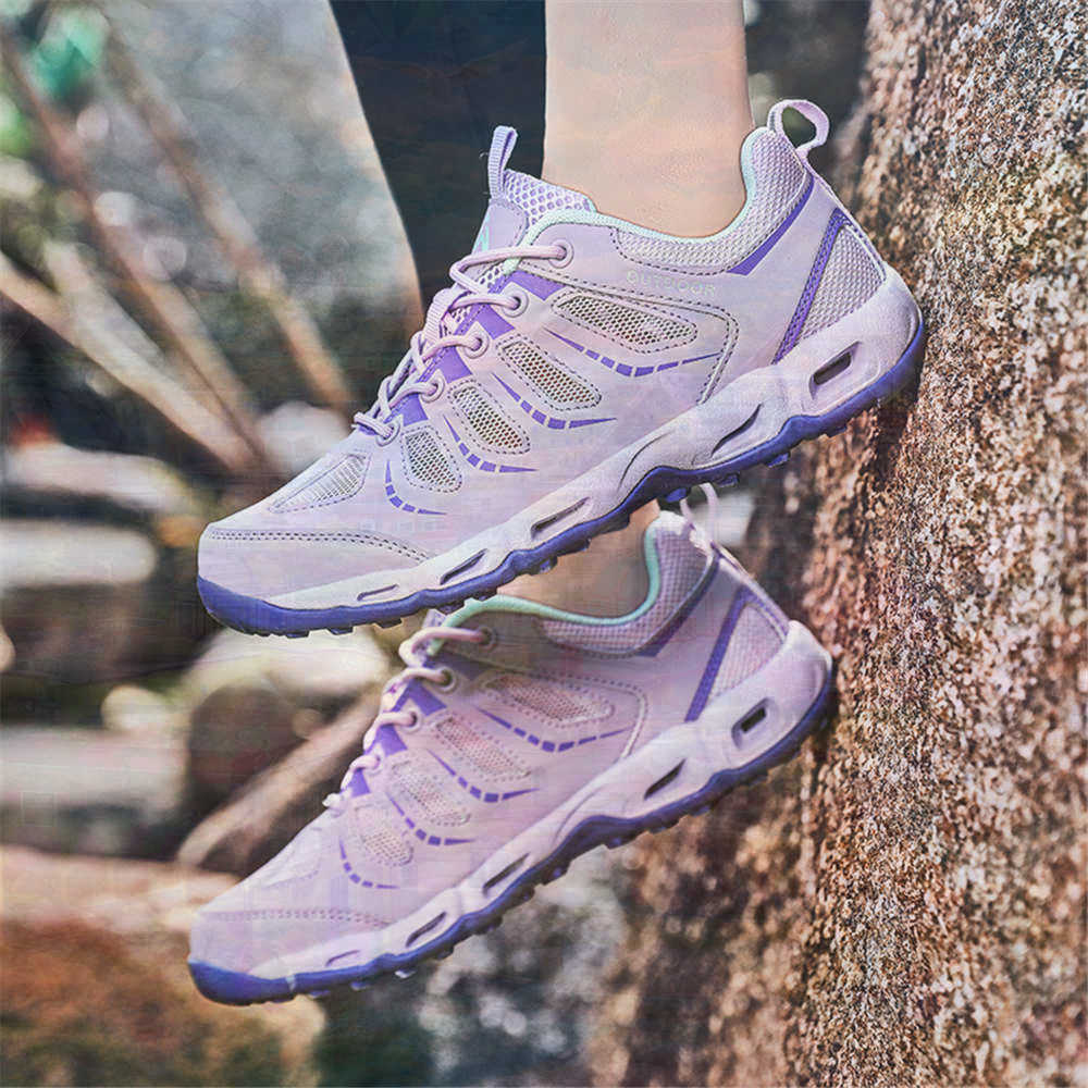 Sumer Round Tip Silver Sneaker - Home Office Setup Ideas 评论和价格